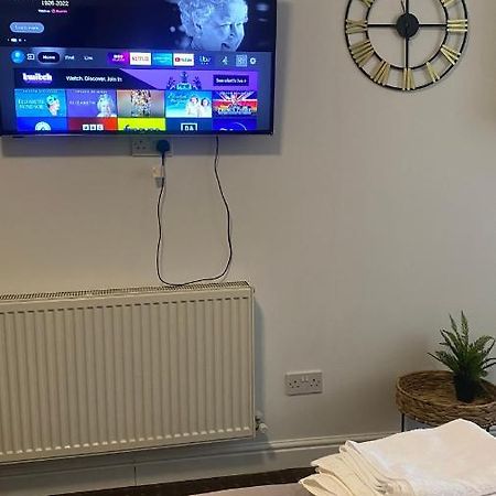 Bv Comfy Studio At Deighton Huddersfield Esterno foto