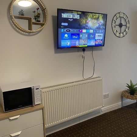 Bv Comfy Studio At Deighton Huddersfield Esterno foto
