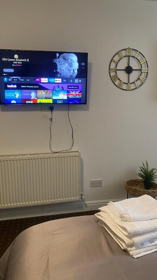 Bv Comfy Studio At Deighton Huddersfield Esterno foto