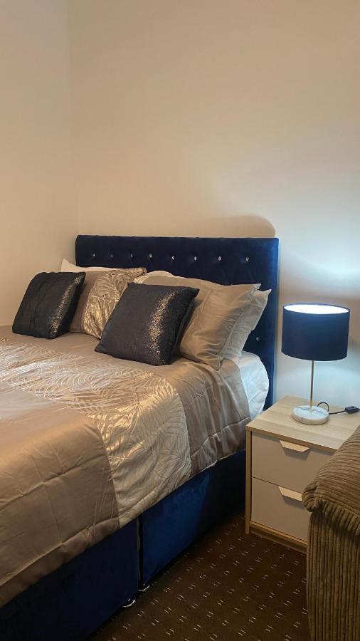 Bv Comfy Studio At Deighton Huddersfield Esterno foto