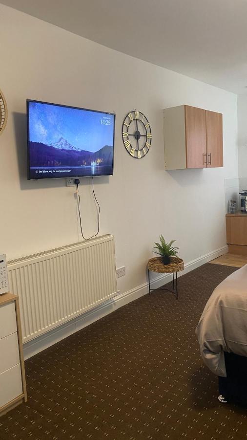 Bv Comfy Studio At Deighton Huddersfield Esterno foto